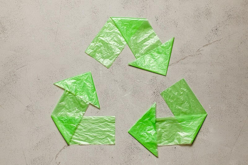 Müllbeutel und Recycling